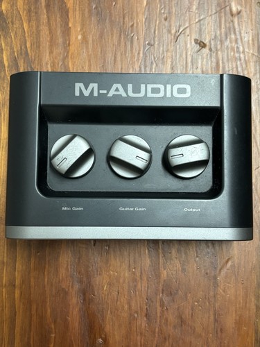 Audio fast track pro - track, digital
